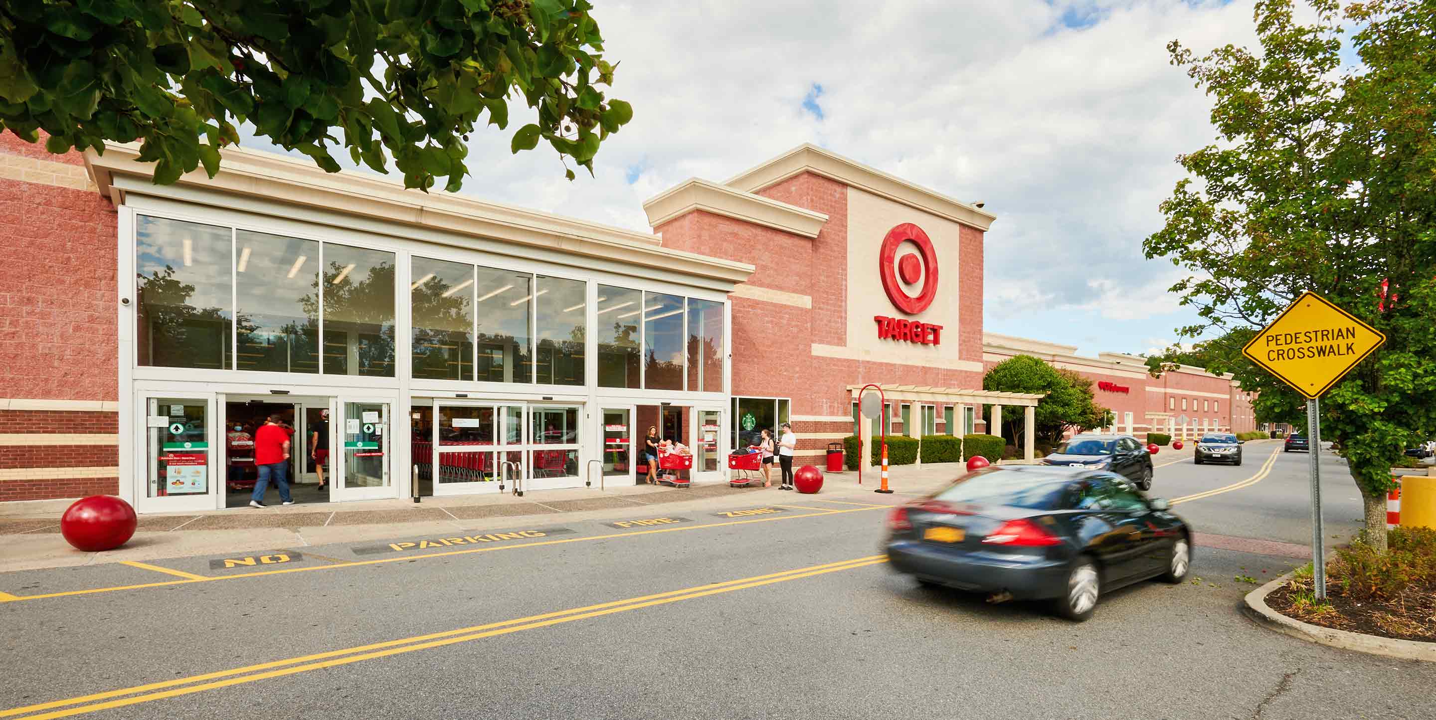 Storefront at Mount Kisco Commons shopping center.