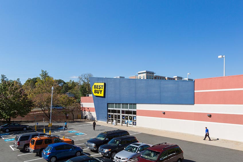 Storefront at Wheaton shopping center.