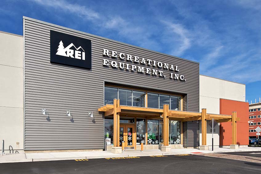 REI storefront at Paramus (Bergen Town Center East)