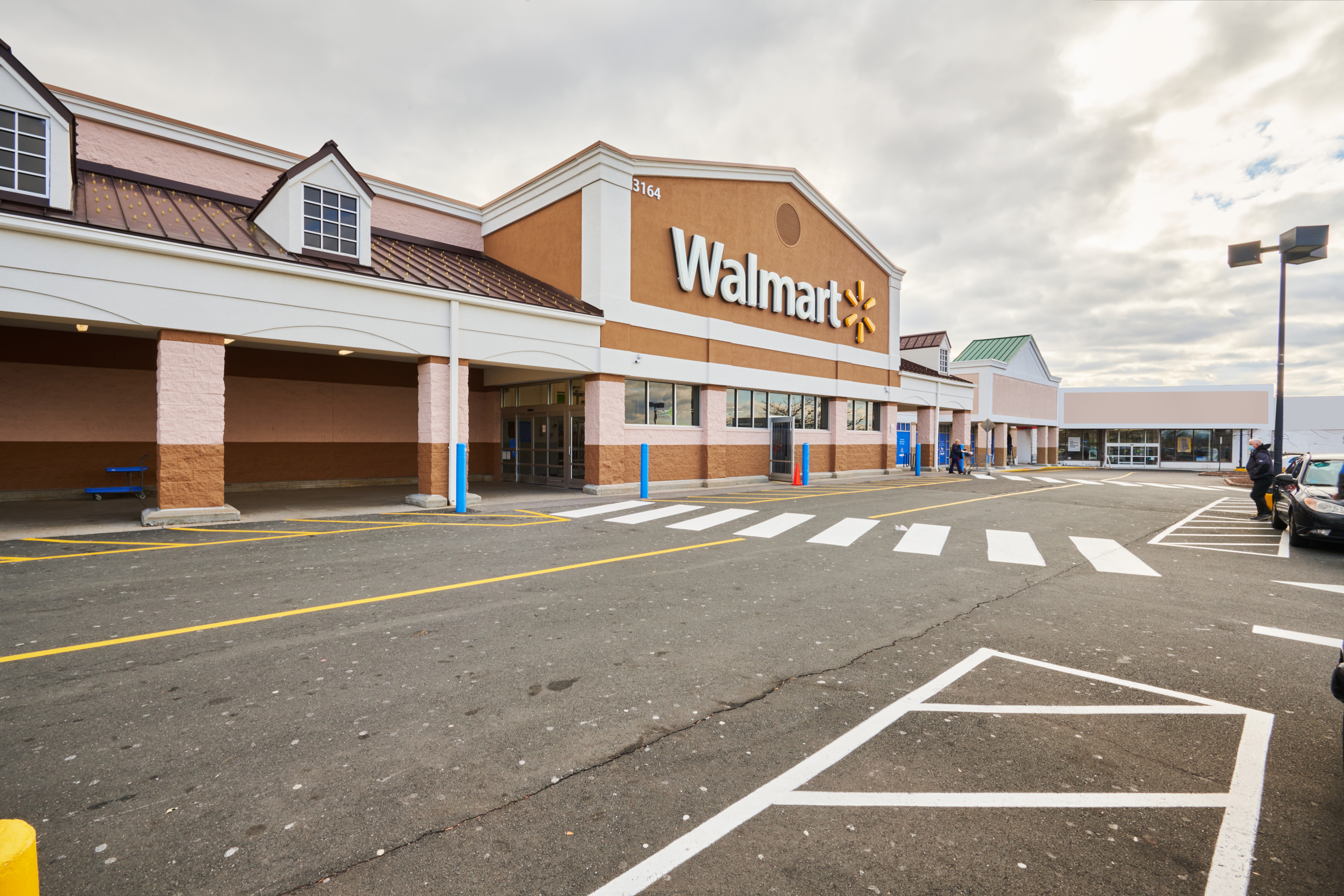 Walmart at Newington Commons