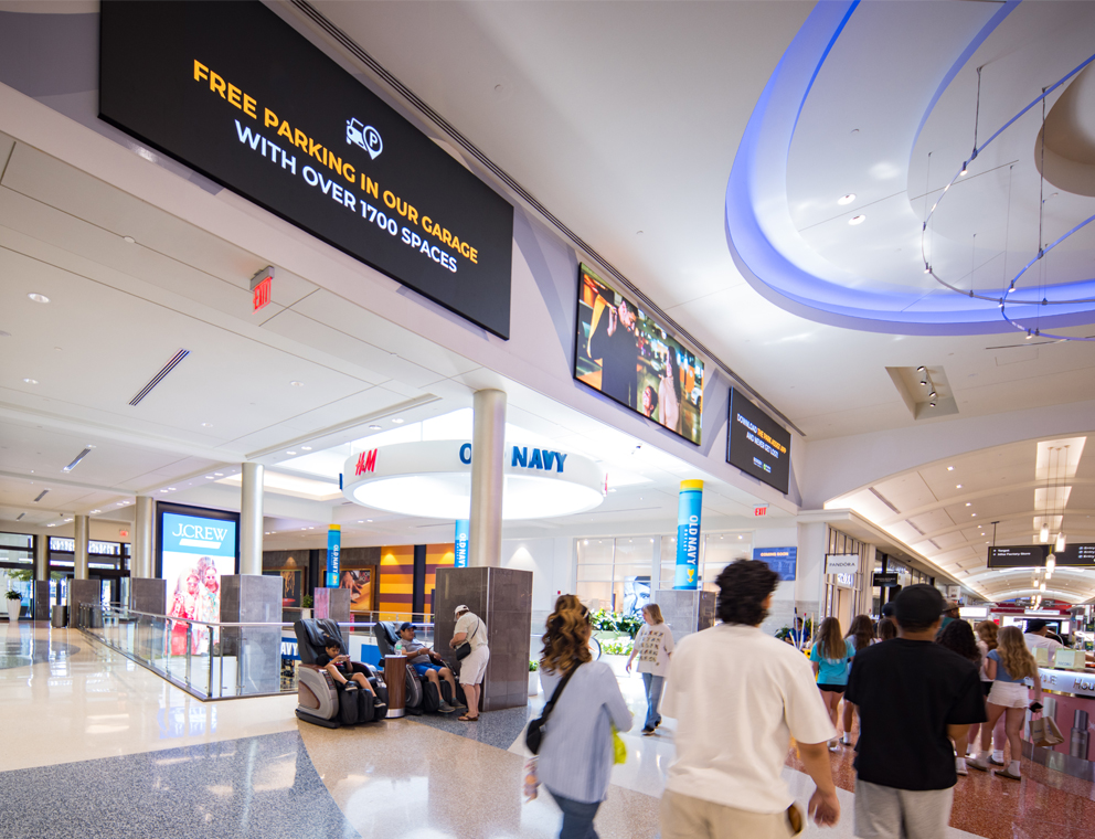 Digital Advertising Panels at Bergen Town Center