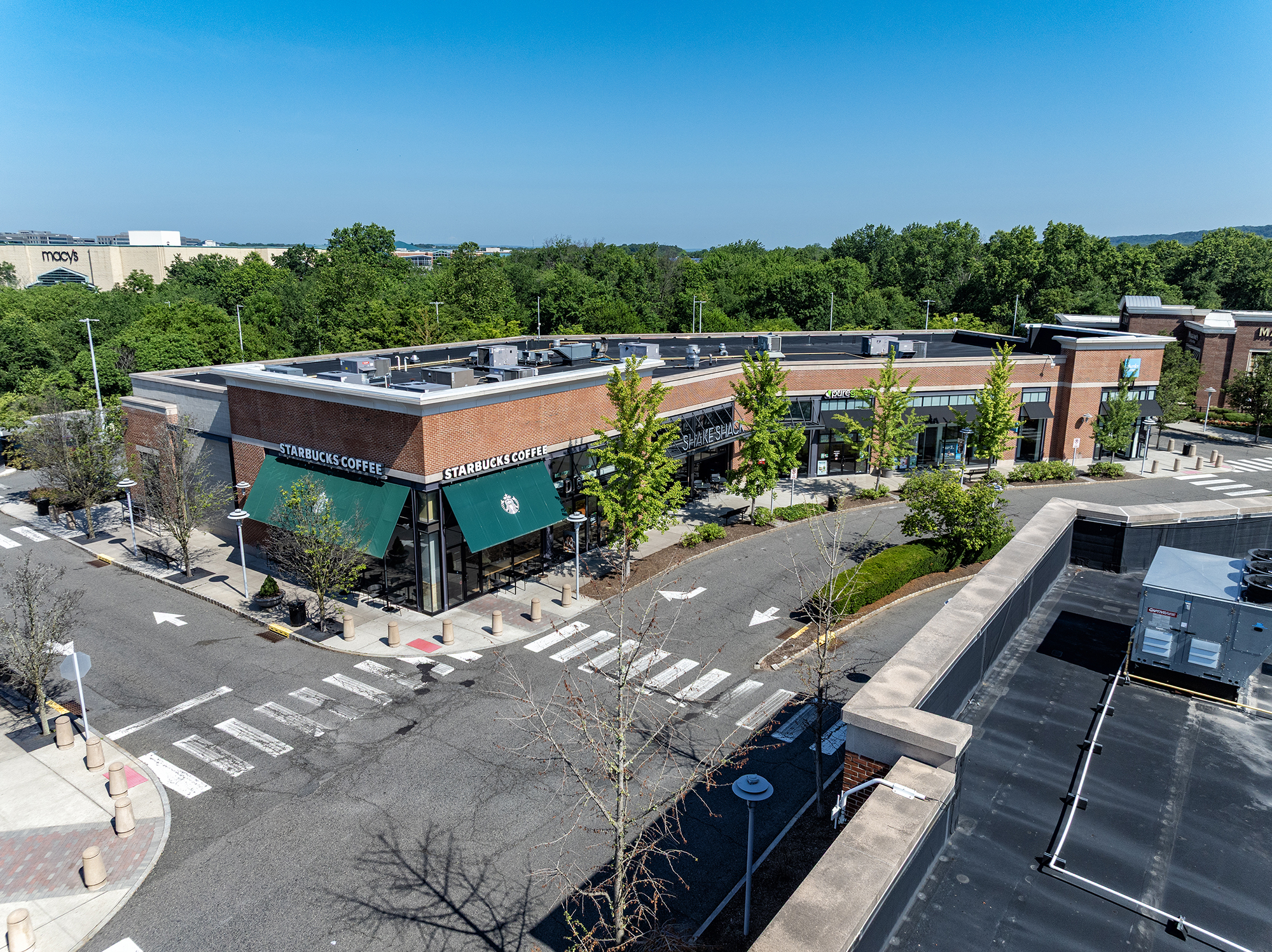Starbucks at The Village at Bridgewater Commons