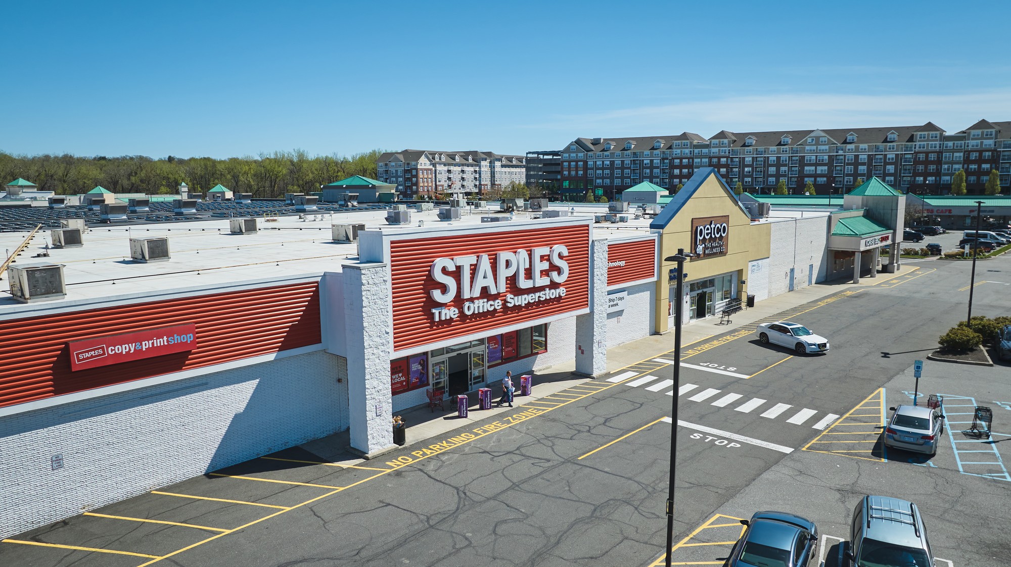 staples and petco at Hackensack Commons