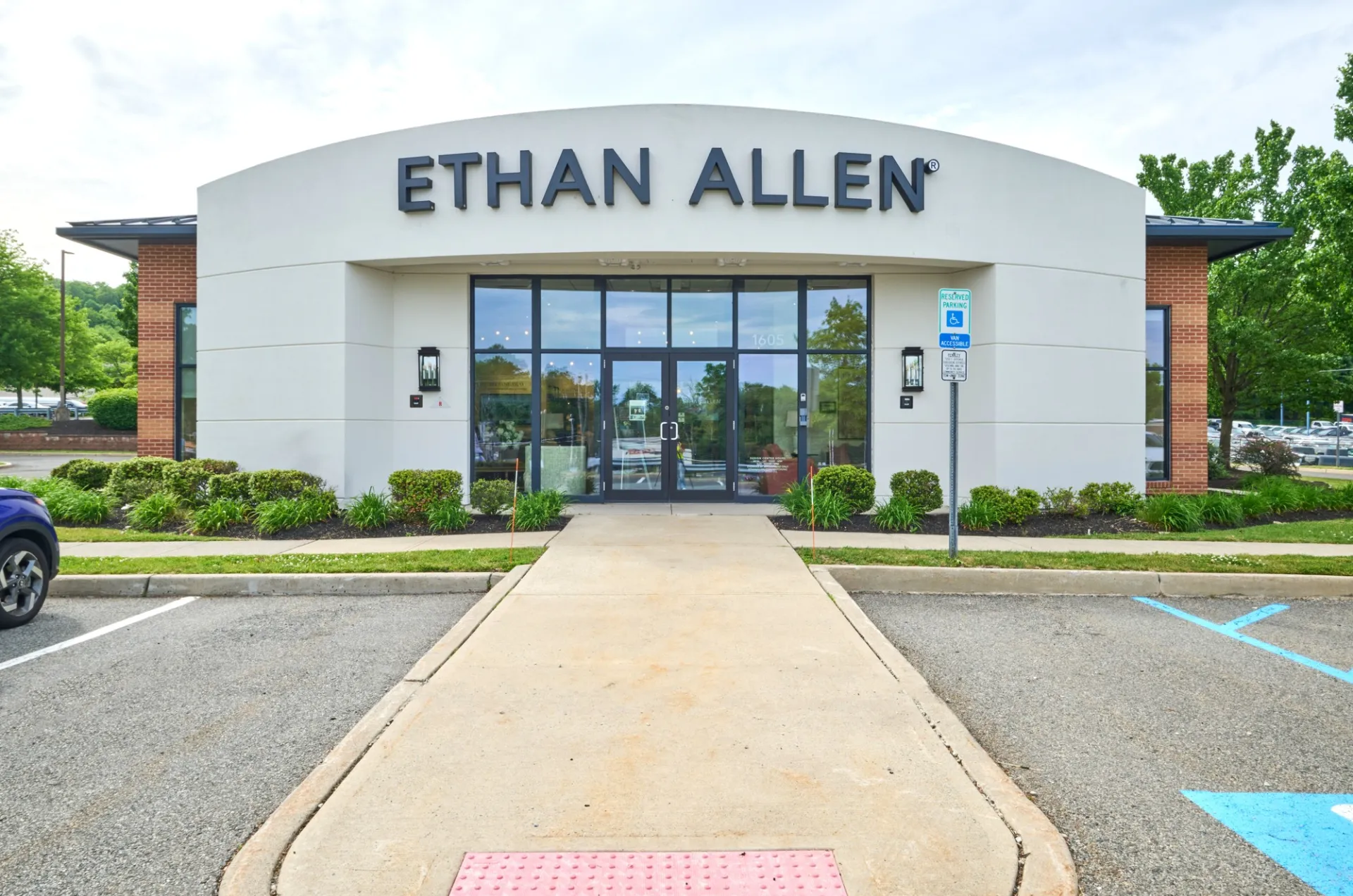 Greenbrook Commons | Urban Edge Properties