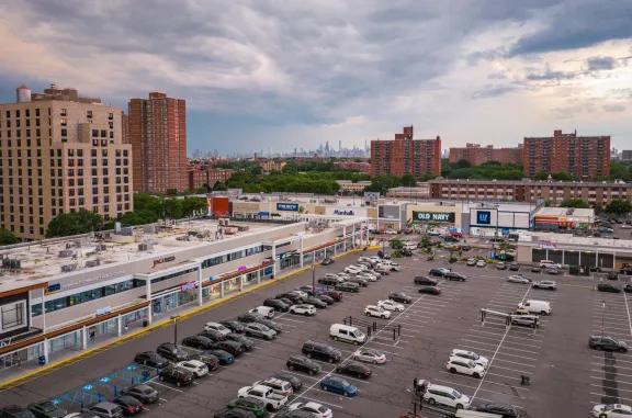 shops at bruckner commons