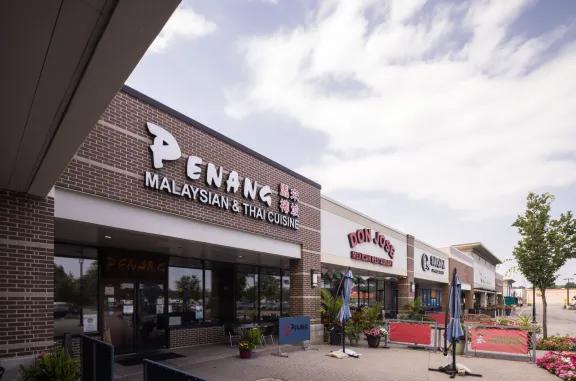 Small shops at Hanover Commons