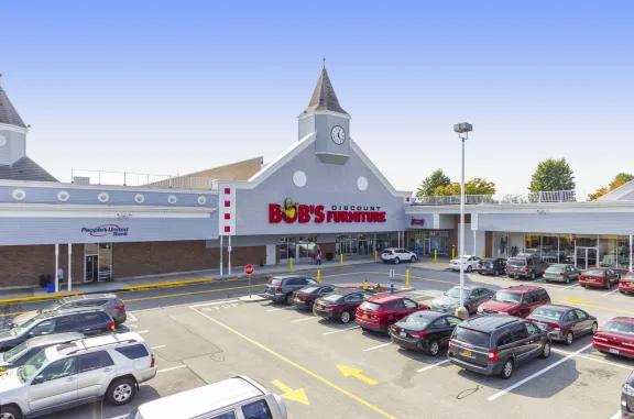 Bob's at Freeport-Meadowbrook Commons