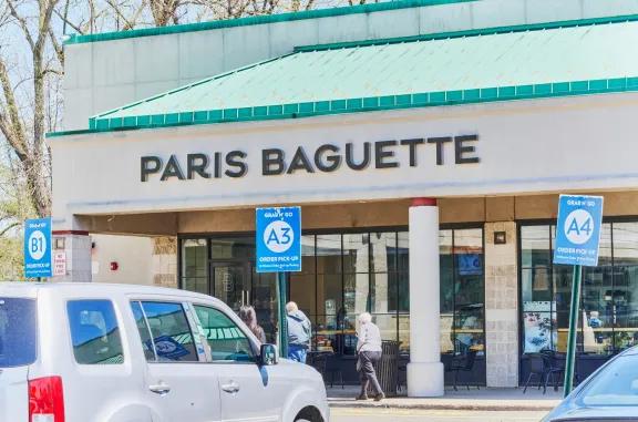 paris baguette at Hackensack Commons