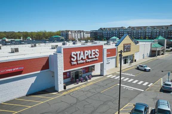 staples and petco at Hackensack Commons