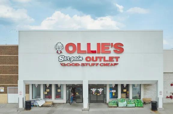 Ollie's at Henrietta Commons