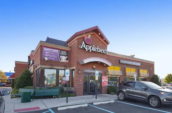 applebees at Hudson Mall 