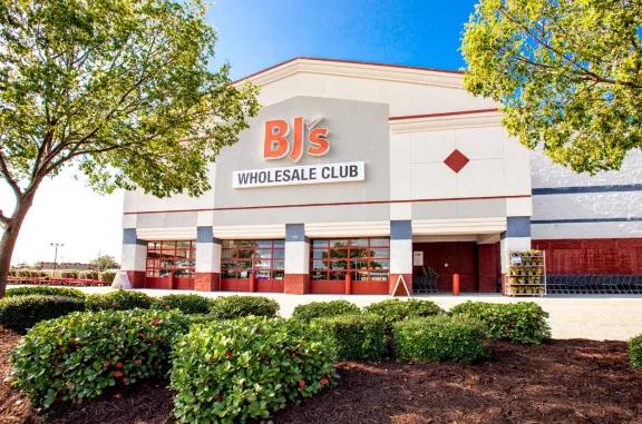 BJs at Norfolk JNAF