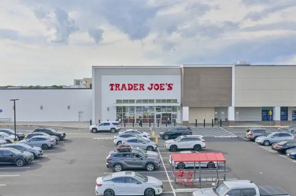 Trader Joes at The Plaza at Woodbridge
