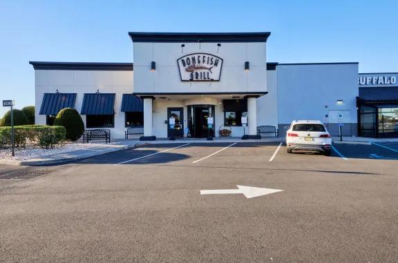 bonefish grill at the Plaza at Woodbridge