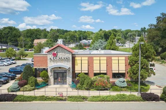 applebees at Rockaway River Commons