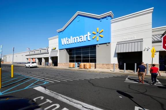 Walmart at Woodbridge Commons