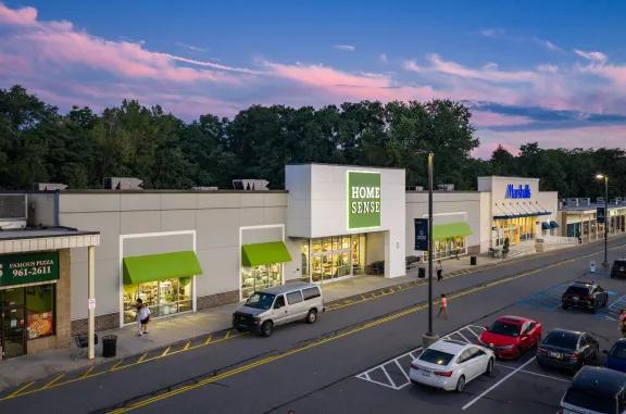 home sense at Yonkers Gateway Center