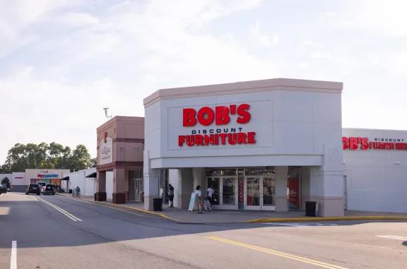 bob's at Yonkers Gateway Center